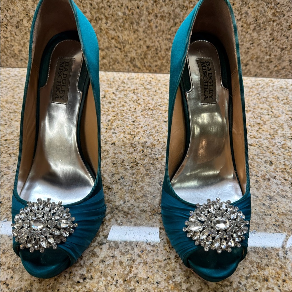 Badgley Mischka Teal/ Turquoise Embellished Heels